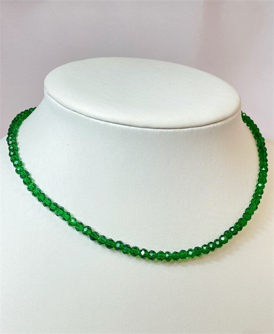 Колье "Нежность изумруда" 19930