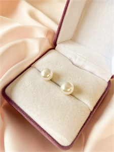 Серьги-гвоздики 